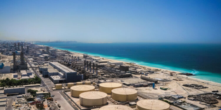 Ataque a planta desalinizadora en Bahréin amplía los objetivos críticos de irán en el Golfo