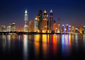 ¿Qué ocurre en Dubai?: Evacúan edificios en la Marina y cierran temporalmente el aeropuerto