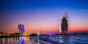 Ataque con drones cerca del aeropuerto de Dubái: ¿Cuál es la situación actual en Emiratos Árabes Unidos?