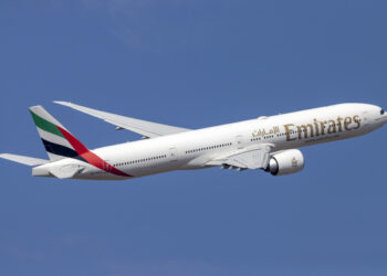 Emirates retoma vuelos desde Dubái tras la crisis aérea en Medio Oriente
