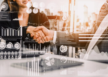 La creación de empleo privado en EE.UU. mejora en febrero, impulsada por salud y construcción