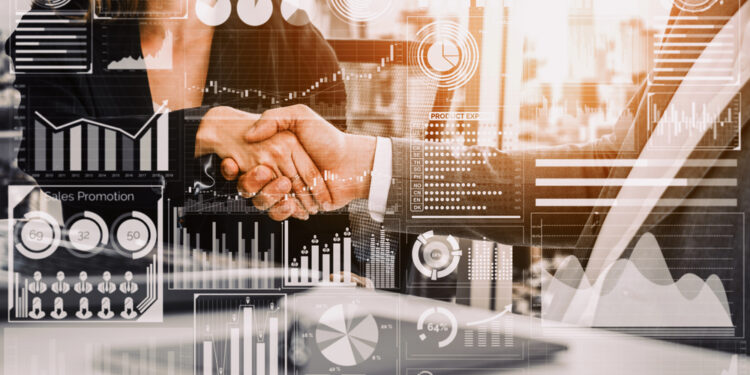 La creación de empleo privado en EE.UU. mejora en febrero, impulsada por salud y construcción