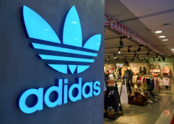 Adidas cae cerca de 8% en bolsa tras previsiones de beneficios que decepcionan al mercado