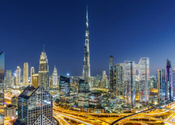 Drones iraníes impactaron el corazón financiero de Dubai durante la segunda semana de conflicto en medio oriente