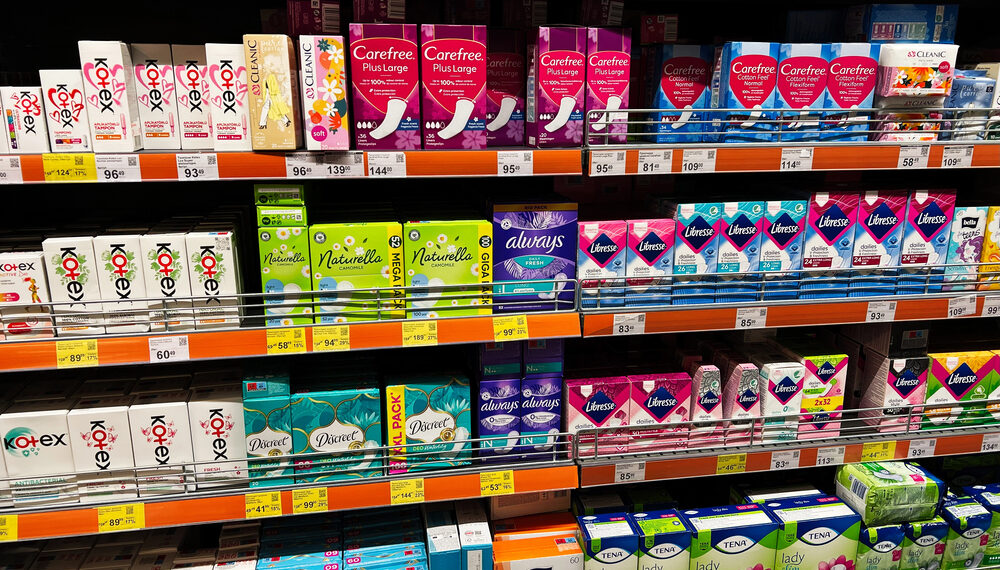 Productos básicos femeninos encarecen el costo de vida y obligan a recortar gastos