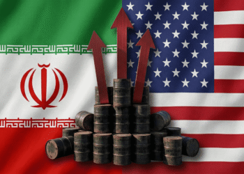 Crudo Brent proyecta alza mensual histórica ante escalada del conflicto en Irán