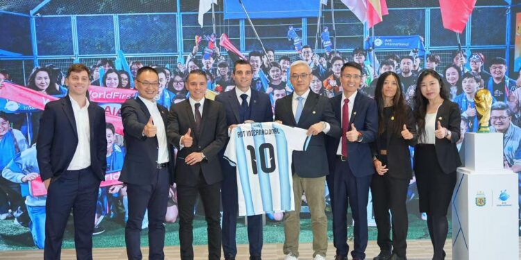 La AFA expande su marca en Asia: Estrategia global del fútbol argentino