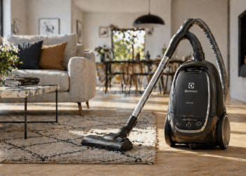 Electrolux se hunde en bolsa tras pérdidas y emisión de capital por casi $1,000 millones