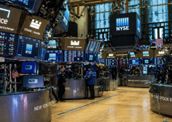 Wall Street marca nuevos récords pese al repunte del petróleo por tensión con Irán