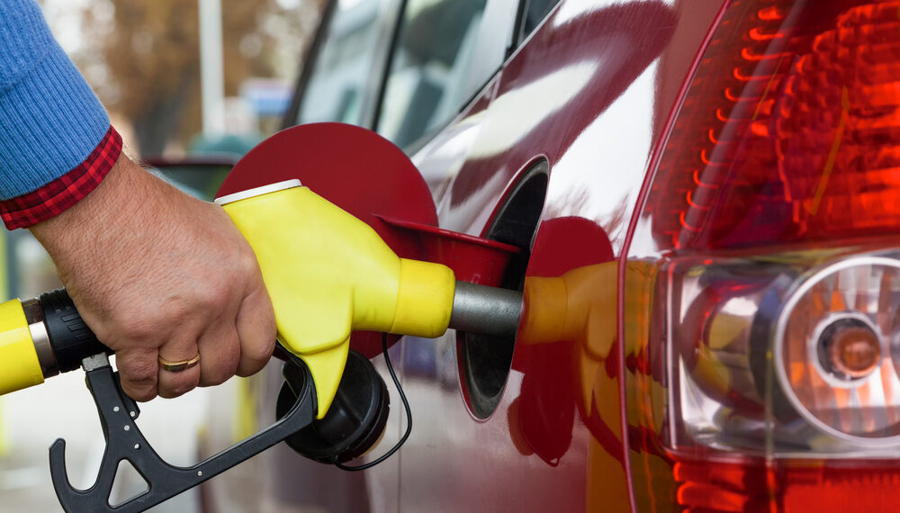Escalada en el precio de la gasolina en EE. UU. fuerza cambios en el consumo