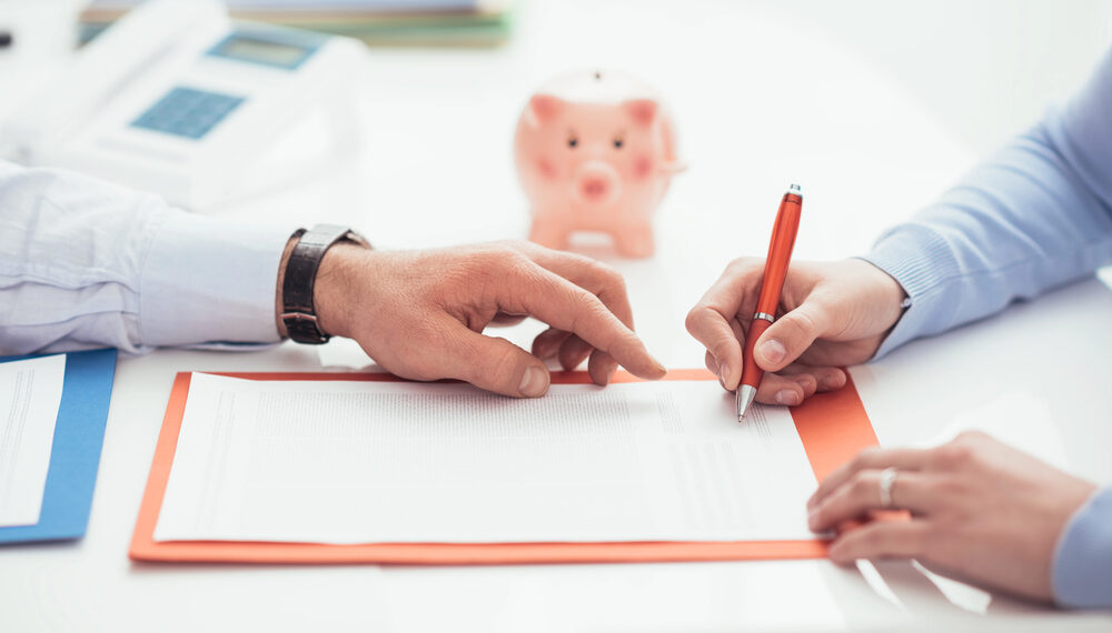 Abrir una cuenta bancaria en Estados Unidos no debería ser tan difícil para los inmigrantes