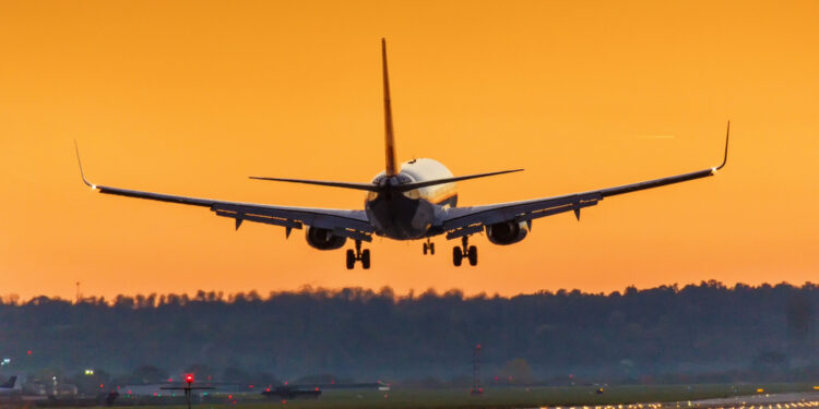 Un verano con tiquetes aéreos mucho más caros: Combustible 105% más costoso que en diciembre