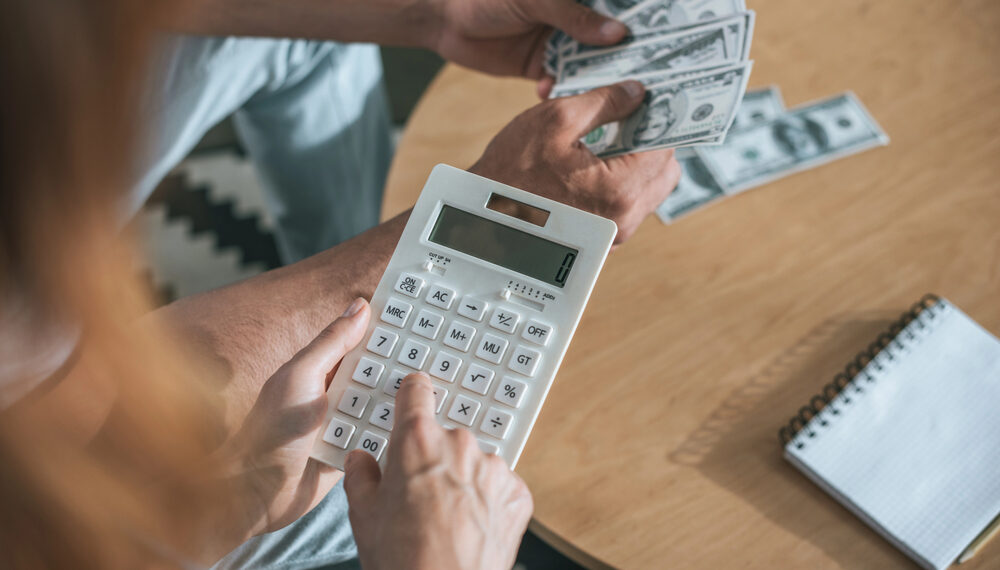 Cómo pensar como un inversionista exitoso: La mentalidad que construye riqueza