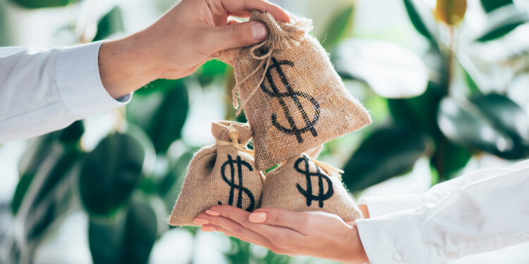 Cómo conservar una mayor parte de lo que ganas – Michelle Gordon