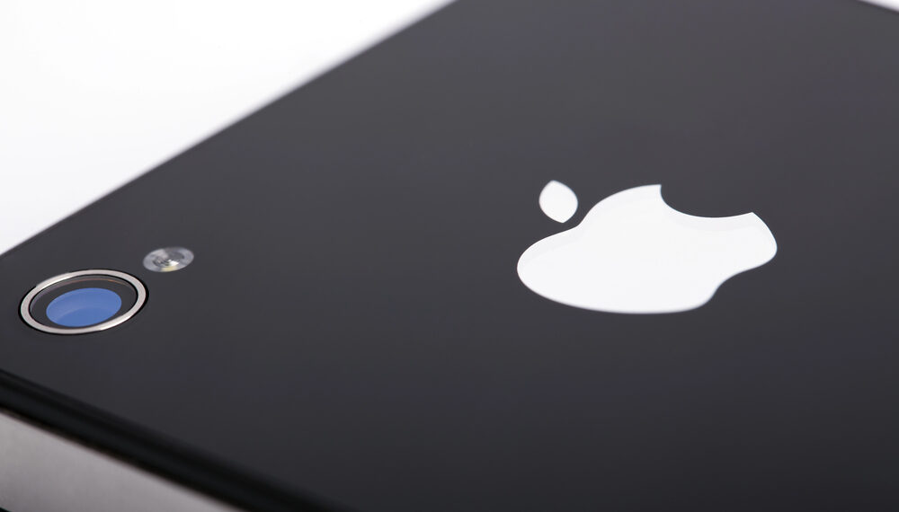 Incertidumbre por el iPhone plegable provoca caída en las acciones de Apple