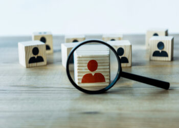 Recuperación moderada del empleo: El mercado laboral ante un crecimiento estructural lento