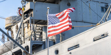 Trump ordena el bloqueo total del estrecho de Ormuz tras el colapso de las negociaciones en Pakistán