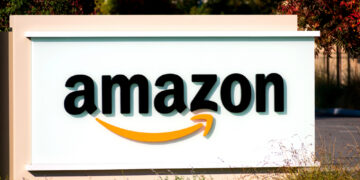 Amazon redobla su apuesta por Anthropic con hasta $25,000 millones más para infraestructura de IA
