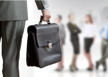 Dinamismo en el sector privado: Pequeñas empresas y salud sostienen el empleo en marzo