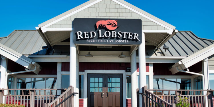 Red Lobster relanza “camarones sin límite” con precios más altos tras su bancarrota