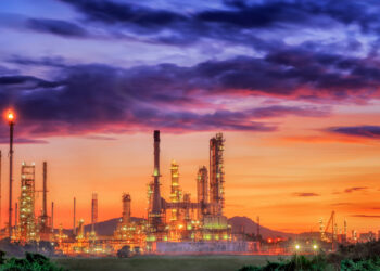 Conflicto en Irán sacude petróleo y materias primas – Luis Otero