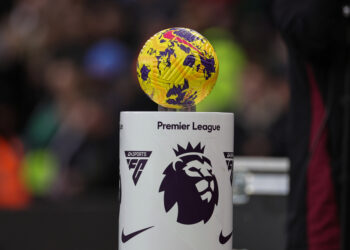 Chelsea lidera el gasto en agentes en un mercado que mueve cientos de millones en Inglaterra