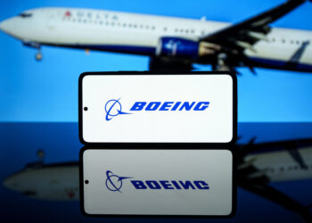 Boeing reduce pérdidas y supera previsiones impulsada por mayor producción
