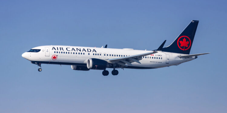 Air Canada recorta rutas en EE.UU. por alza del combustible tras conflicto con Irán