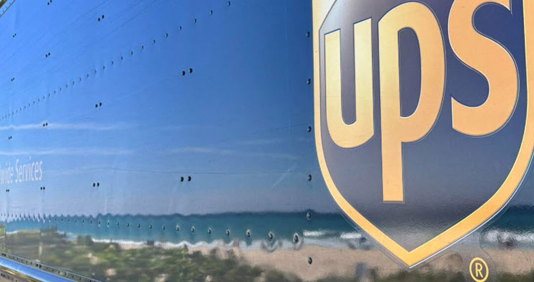 UPS supera previsiones en el primer trimestre, pero el mercado castiga la caída de sus beneficios