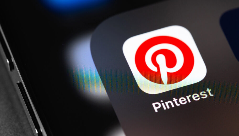 Pinterest supera expectativas financieras y acciones suben 15% impulsadas por publicidad e inteligencia artificial