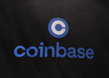 Coinbase recorta 14% de su plantilla y acelera su giro hacia la inteligencia artificial