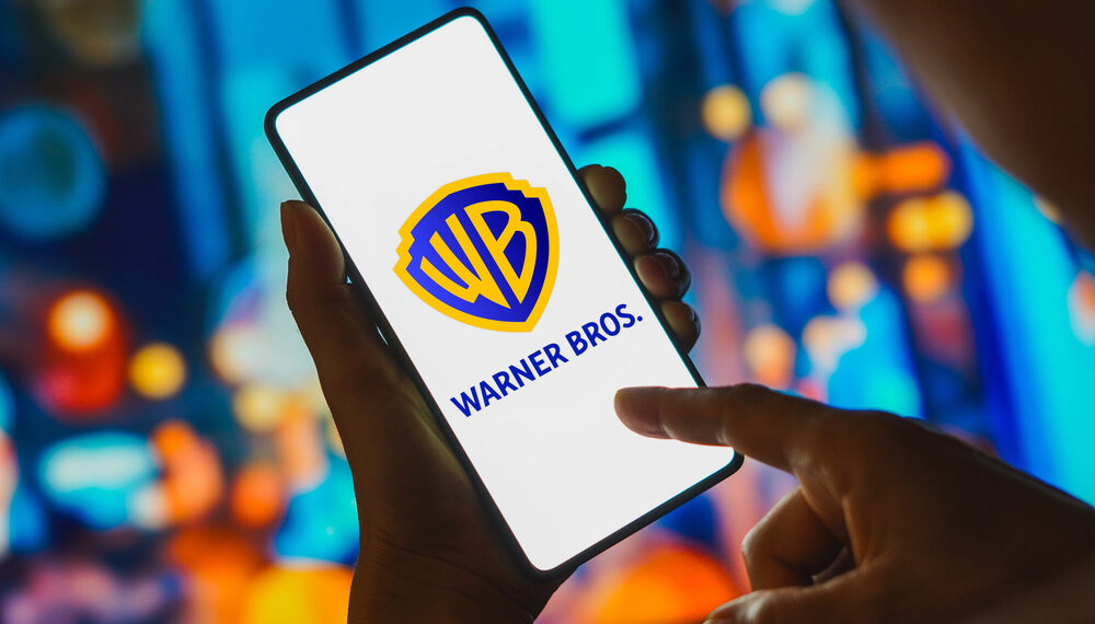 Warner Bros. Discovery profundiza pérdidas por ajustes contables mientras acelera su giro hacia el streaming