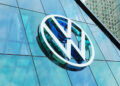 Volkswagen advierte más recortes tras caída del 14% en beneficios y presión por aranceles