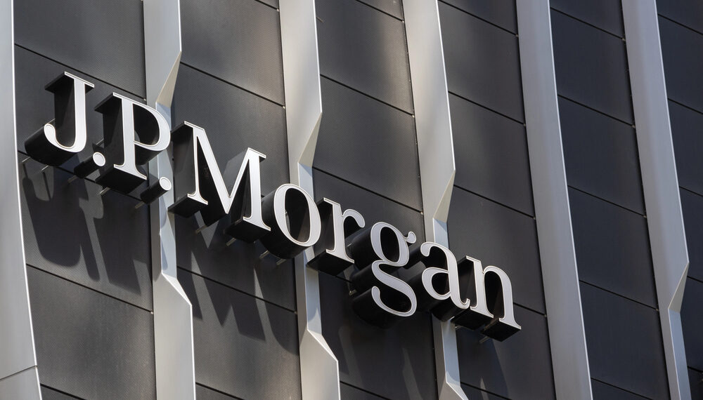 JPMorgan intentó frenar escándalo con oferta de $1 millón antes de que caso se hiciera viral, según WSJ