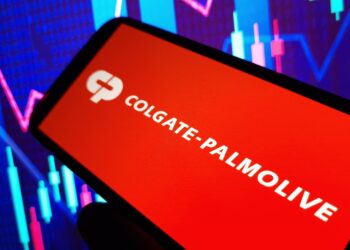 Colgate-Palmolive impulsa ventas con crecimiento internacional pese a debilidad en EE.UU.