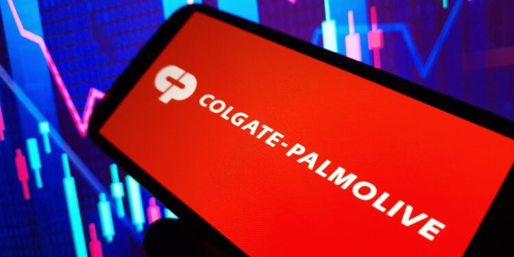 Colgate-Palmolive impulsa ventas con crecimiento internacional pese a debilidad en EE.UU.