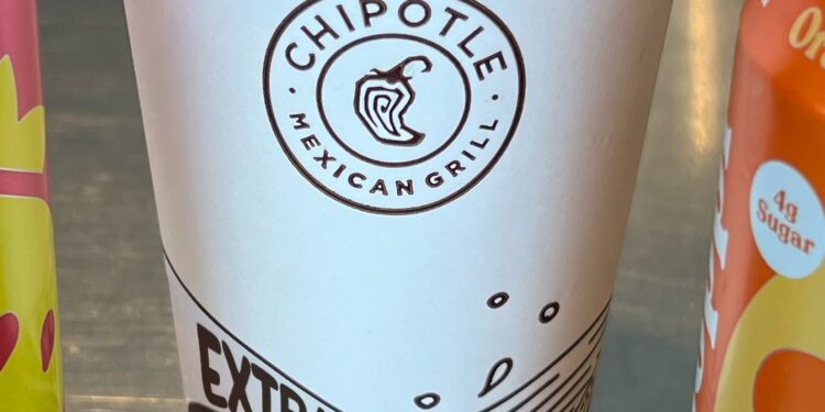 Chipotle sorprende con crecimiento en ventas comparables y señales de recuperación