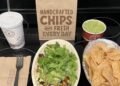 Chipotle lanza una oferta de pollo crujiente y divide a sus clientes en redes sociales