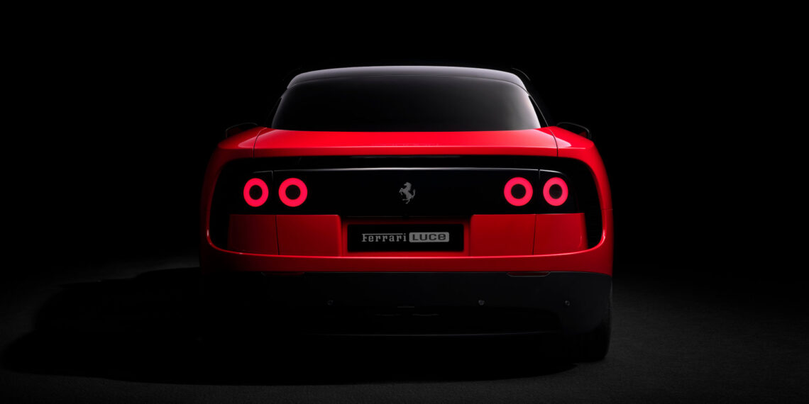 Ferrari entra al mercado de vehículos eléctricos, sin embargo Wall Street reacciona con fuertes dudas