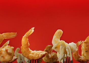 La promoción de camarones ilimitados que terminó hundiendo a Red Lobster