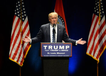 Administración Trump daría marcha atrás a fondo de $1,800 millones tras presión judicial y política