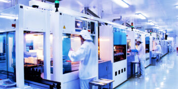 Apple e Intel impulsan alianza para fabricar chips en Estados Unidos