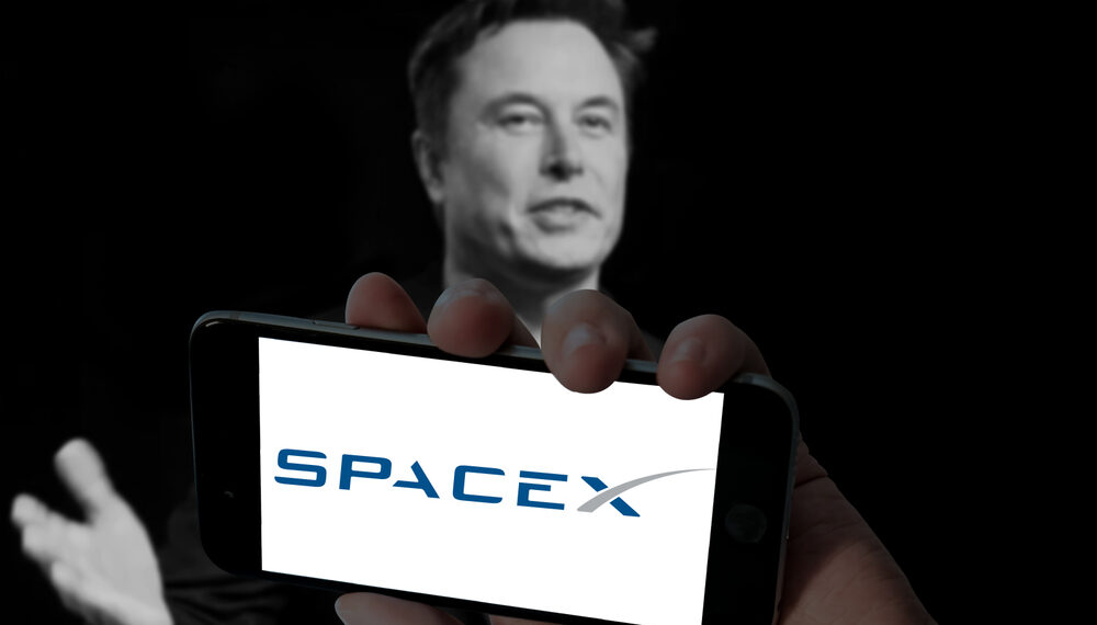 Congresista pide detener la salida a bolsa de SpaceX y esta es la inesperada razón