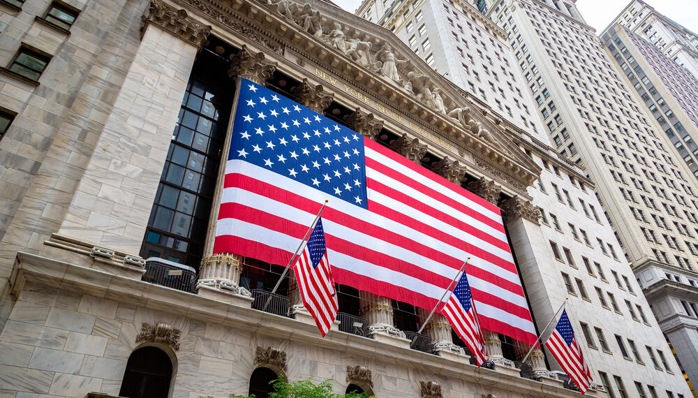 Se enfría el furor tecnológico: Semiconductores arrastran al Nasdaq y golpean a Wall Street