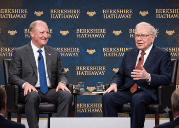 Greg Abel se convierte en ciudadano de EE. UU.: ¿Cuál es el país de nacimiento del sucesor de Buffett?