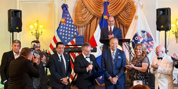 Comercio TV fortalece vínculos empresariales en gala de la Cámara de Comercio Dominico-Americana