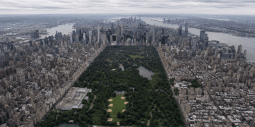 Nueva York frena otra conversión de oficinas en viviendas en Manhattan luego del fiasco del antiguo edificio de Pfizer