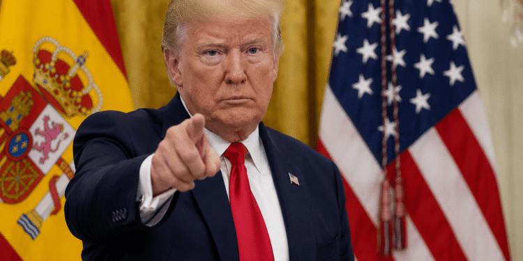Trump amenaza con terminar toda relación comercial con España y este es el motivo