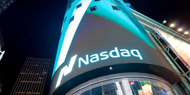 Bending Spoons, propiedad de AOL, debuta en Nasdaq con una valoración de $18,000 millones