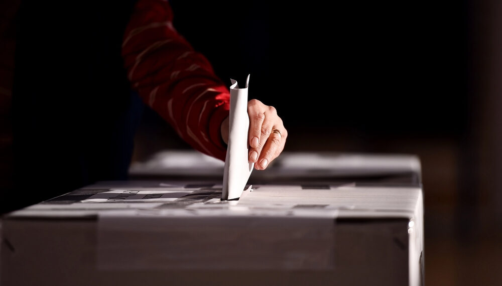 El voto latino podría cambiar el rumbo de las elecciones: La economía será el factor decisivo